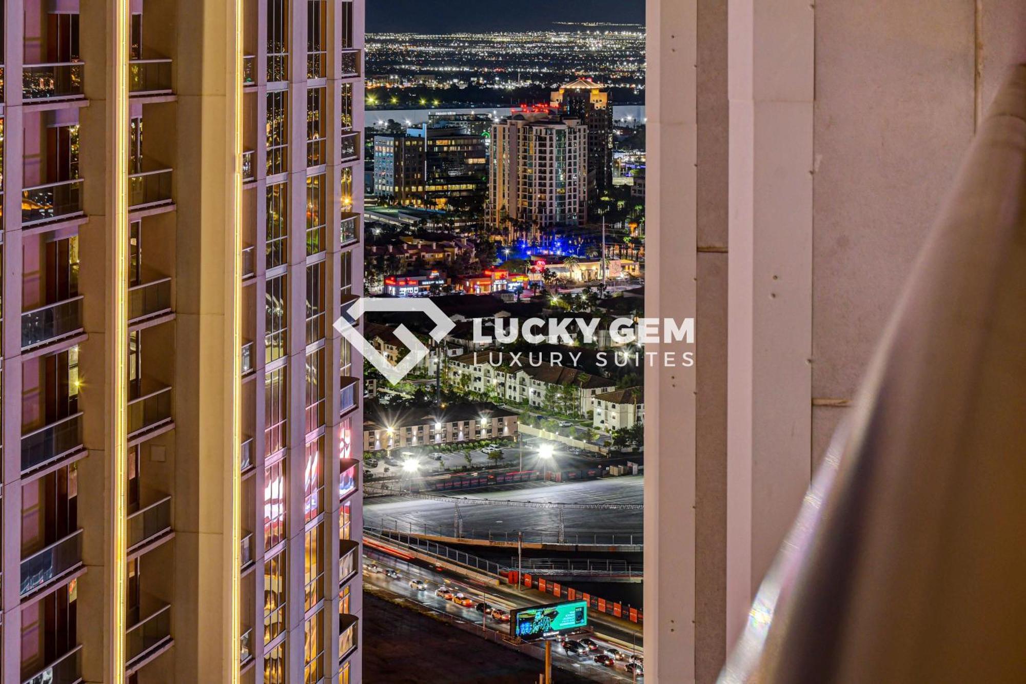 Lucky Gem Penthouse & Luxury Suites At Signature Resort, Balcony Strip View 3505 Las Vegas Exteriér fotografie